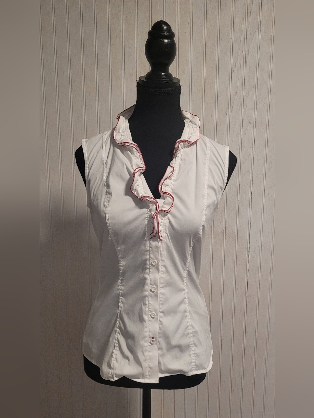 Gorsuch Wallmann Ruffle Collar Blouse White Sleeveless Size 34  XS/S